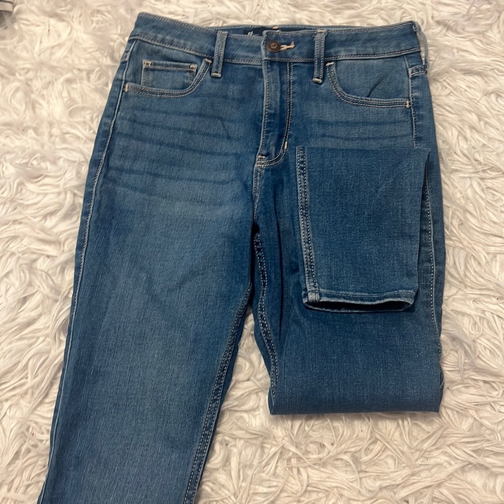 Hollister skinny jeans